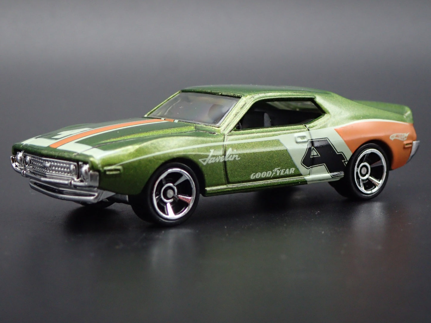 1971 71 AMC JAVELIN AMX RARE 1:64 SCALE COLLECTIBLE DIORAMA DIECAST MODEL CAR