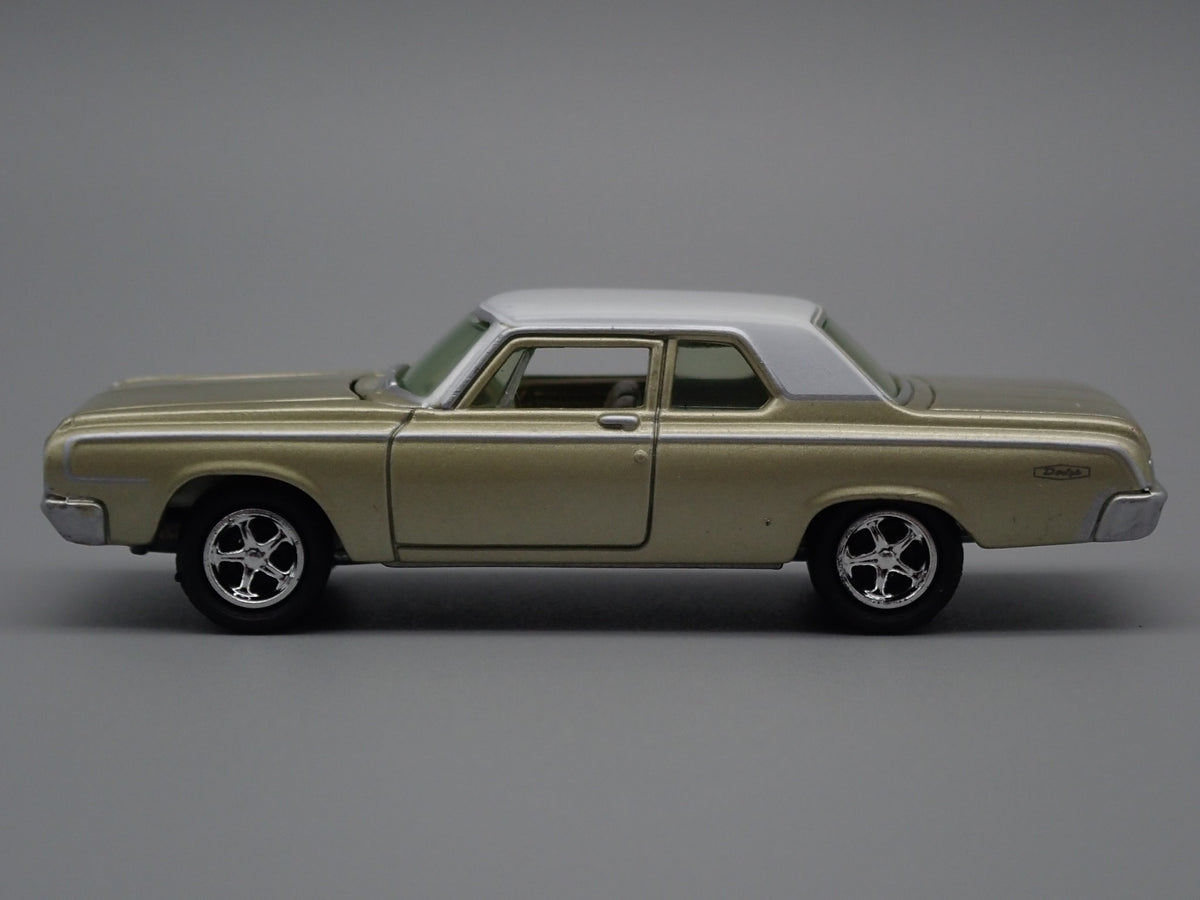1964 64 DODGE 330 GOLD 1/64 SCALE COLLECTIBLE DIORAMA DIECAST MODEL CAR