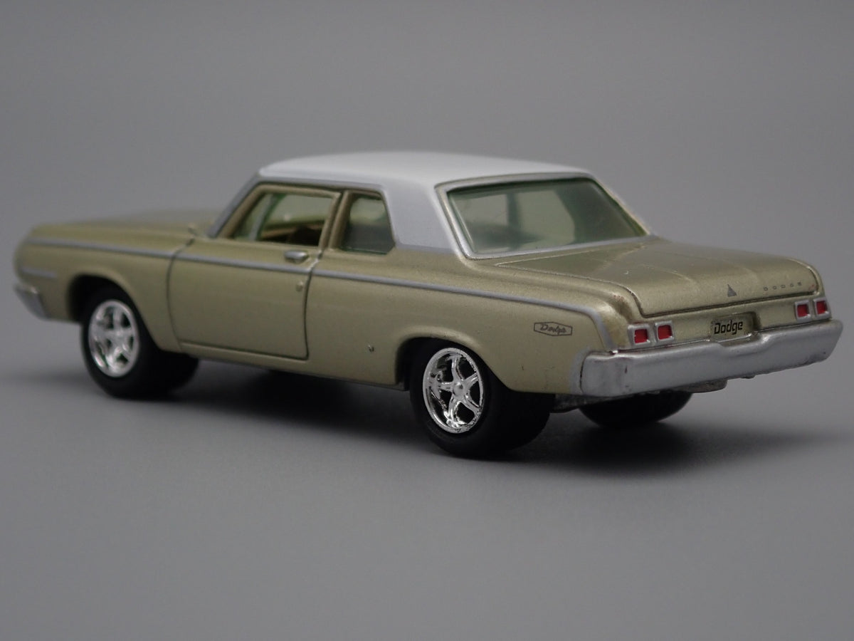 1964 64 DODGE 330 GOLD 1/64 SCALE COLLECTIBLE DIORAMA DIECAST MODEL CAR