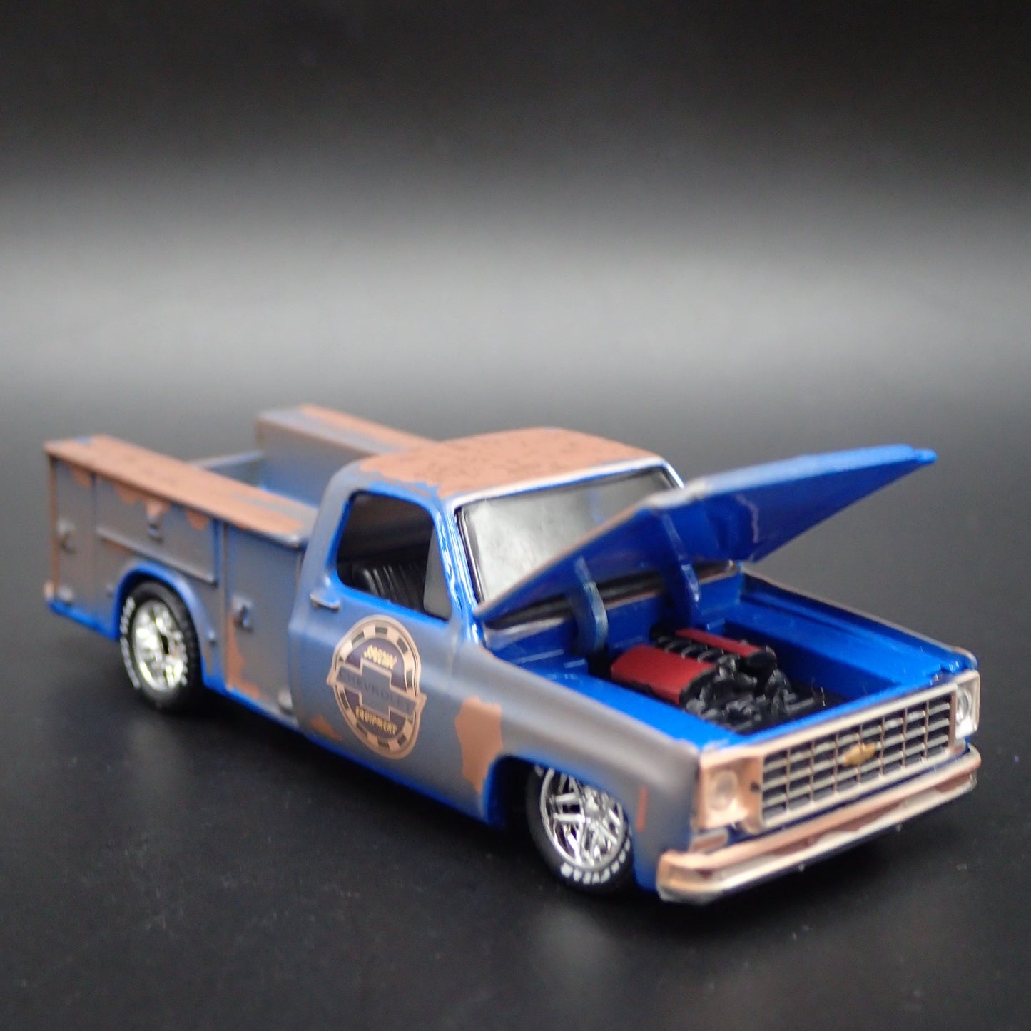 1975 75 CHEVY CHEVROLET SILVERADO SQUARE BODY TRUCK 1/64 SCALE DIECAST MODEL CAR