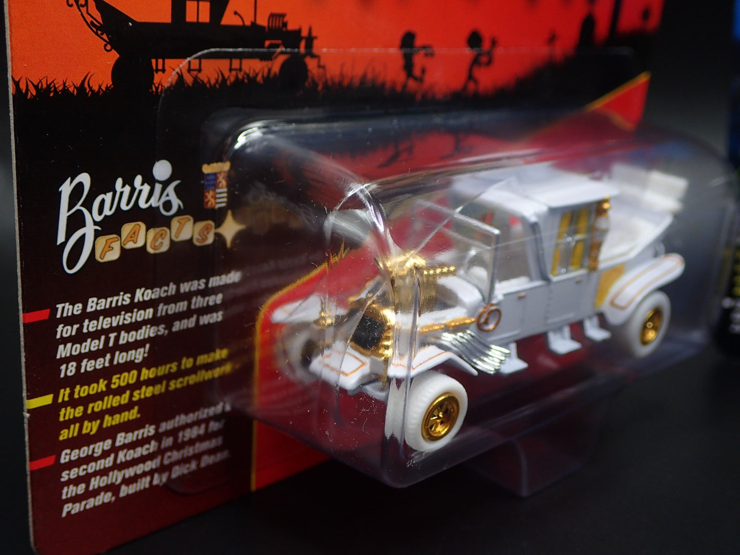 2025 GEORGE BARRIS MUNSTERS SET OF 2 SILVER SCREEN JOHNNY WHITE LIGHTNING CHASE