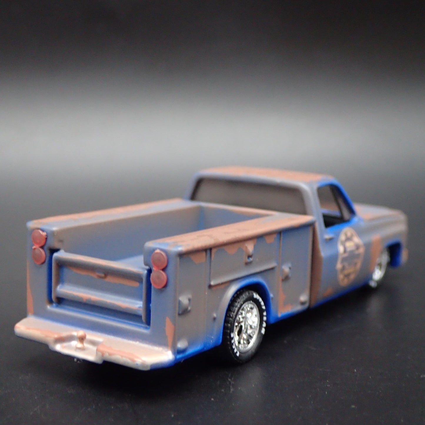 1975 75 CHEVY CHEVROLET SILVERADO SQUARE BODY TRUCK 1/64 SCALE DIECAST MODEL CAR