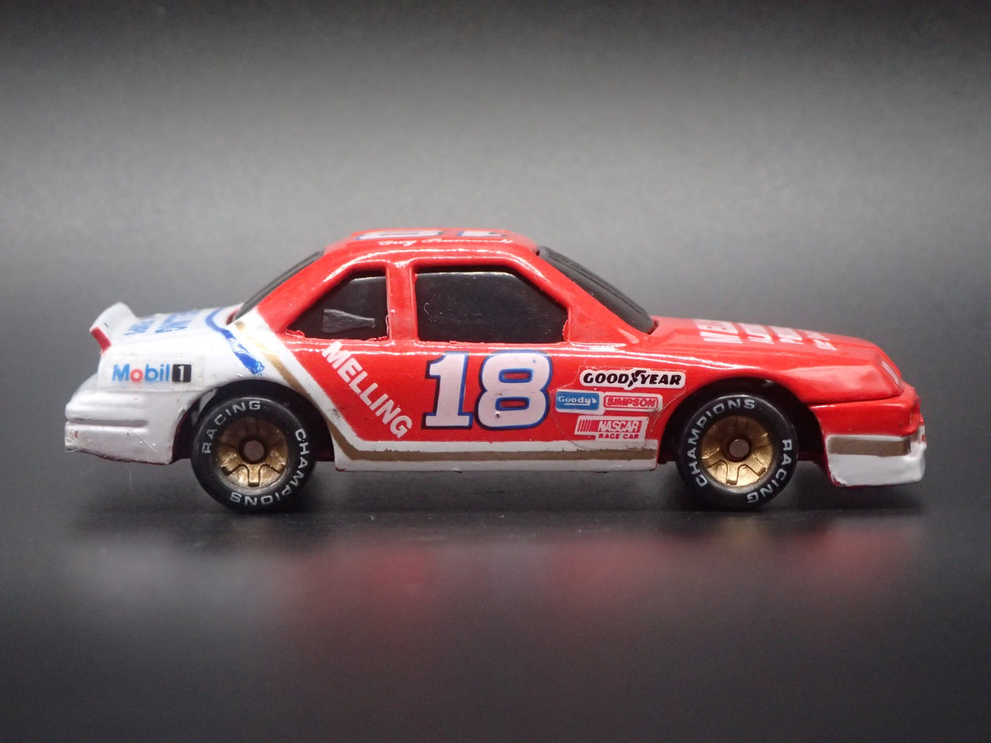 1991 91 FORD THUNDERBIRD 18 GREG TRAMMELL NASCAR 1/64 SCALE DIECAST MODEL CAR