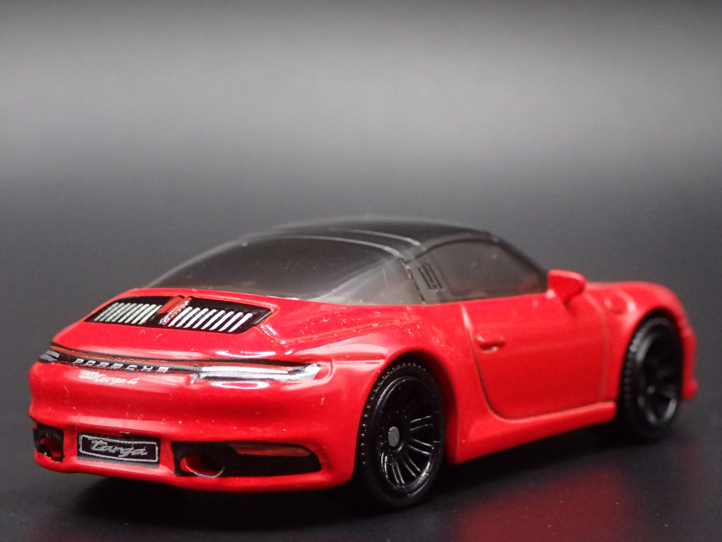 2018-2025 PORSCHE 911 TARGA RED 1:64 SCALE COLLECTIBLE DIORAMA DIECAST MODEL CAR