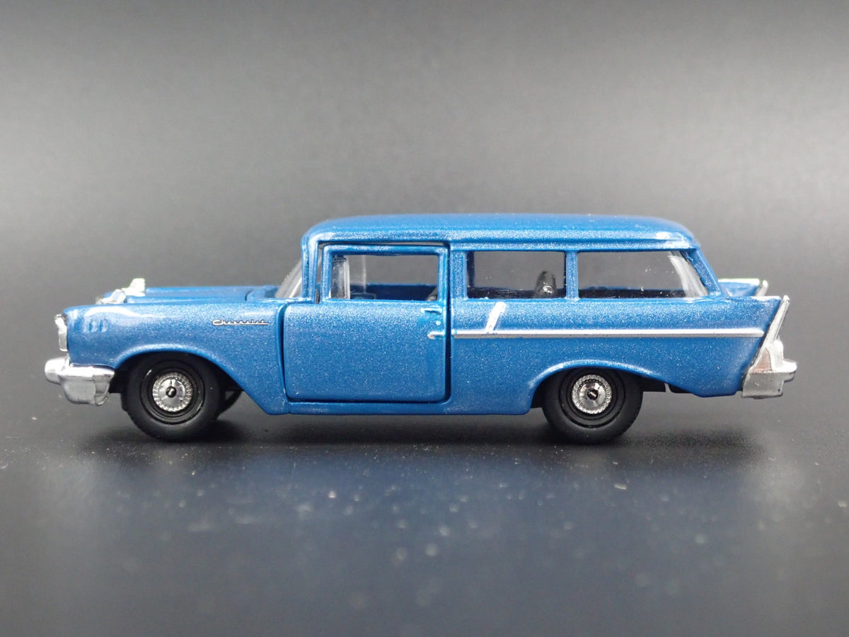 1957 57 CHEVY CHEVROLET 210 BEAUVILLE STATION WAGON 1:64 SCALE DIECAST MODEL CAR