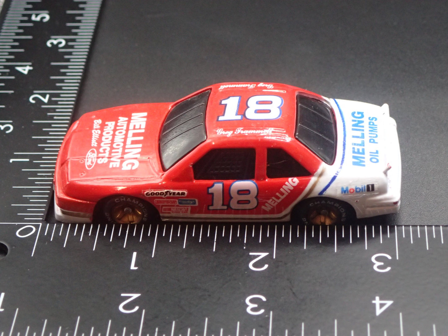 1991 91 FORD THUNDERBIRD 18 GREG TRAMMELL NASCAR 1/64 SCALE DIECAST MODEL CAR