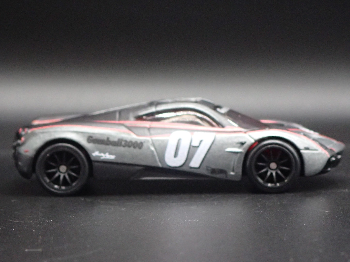2011-2018 PAGANI HUAYRA SUPER CAR GUMBALL 3000 GRAY 1/64 SCALE DIECAST MODEL CAR