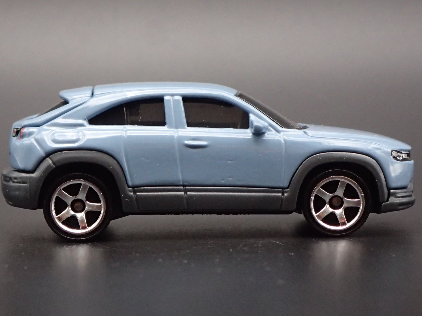 2022-2025 MAZDA MX-30 SUV BLUE 1:64 SCALE COLLECTIBLE DIORAMA DIECAST MODEL CAR