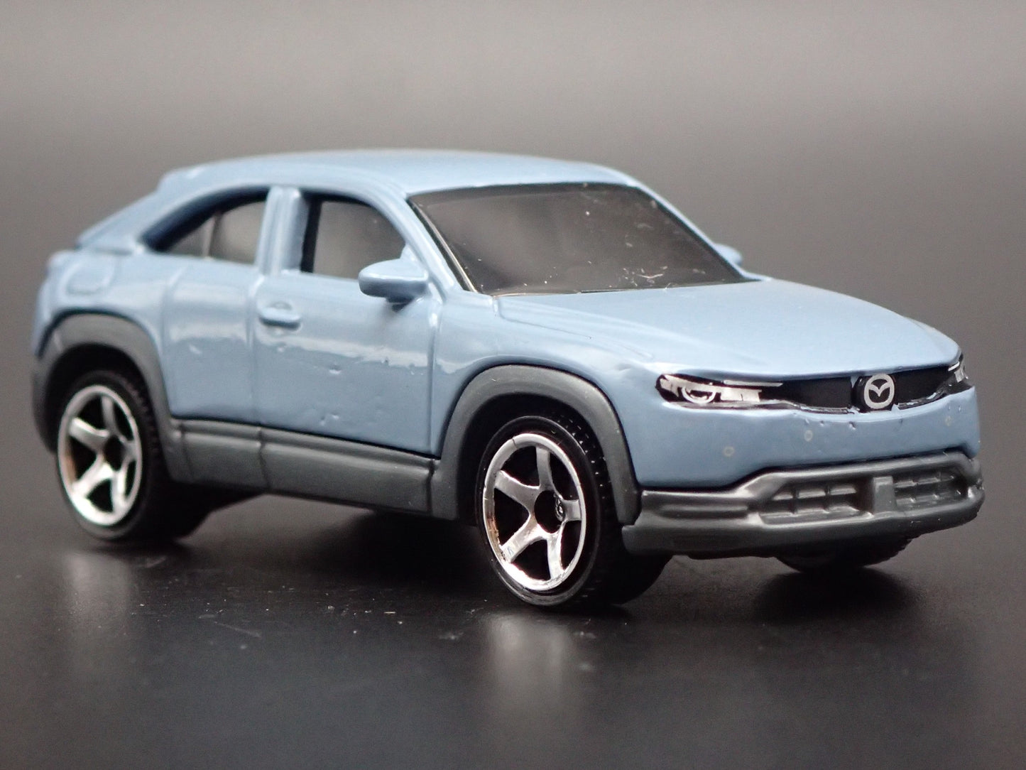 2022-2025 MAZDA MX-30 SUV BLUE 1:64 SCALE COLLECTIBLE DIORAMA DIECAST MODEL CAR