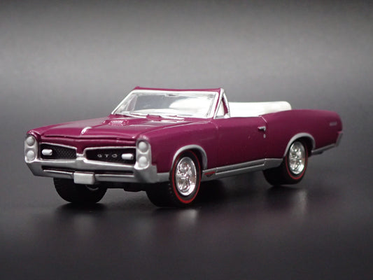 1967 67 PONTIAC GTO CONVERTIBLE PURPLE 1/64 SCALE COLLECTIBLE DIECAST MODEL CAR