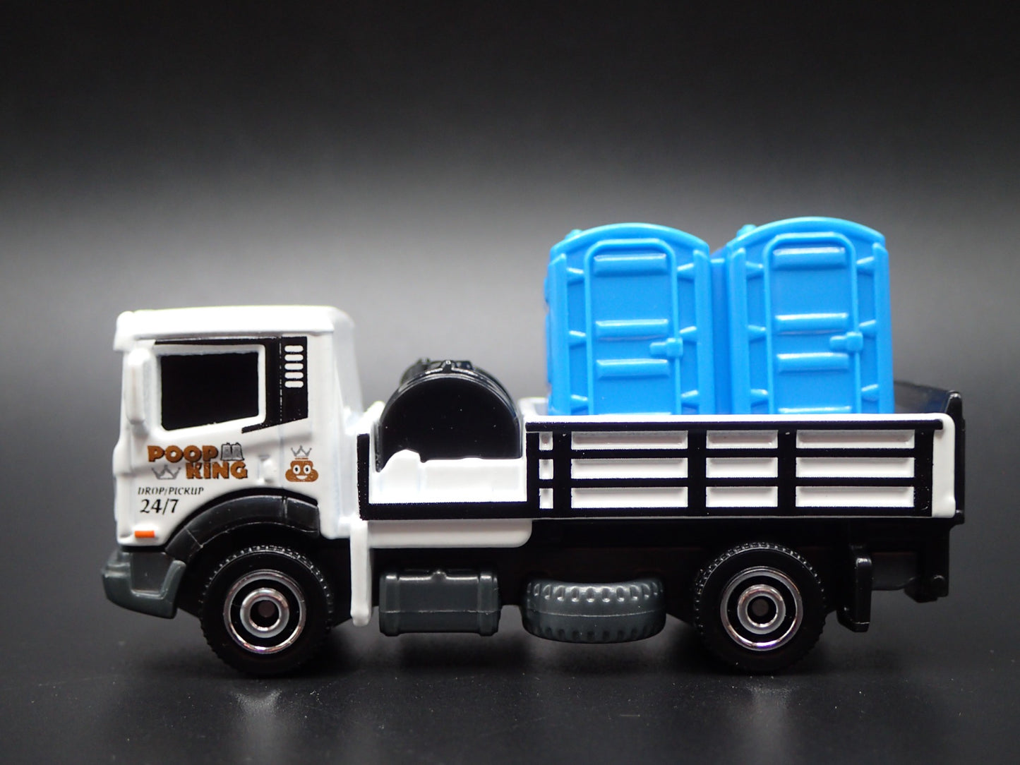 PORT A POTTY TOILET SANITATION TRUCK 1:64 MB SCALE DIORAMA DIECAST MODEL CAR