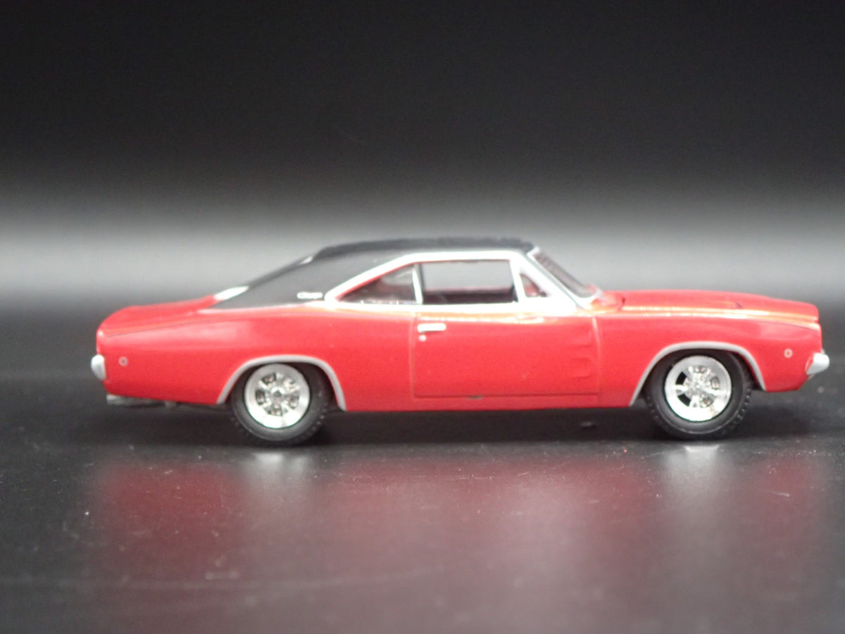1968 68 DODGE CHARGER RARE 1:64 SCALE COLLECTIBLE DIORAMA DIECAST MODEL CAR-Burning Rubber Toy Company