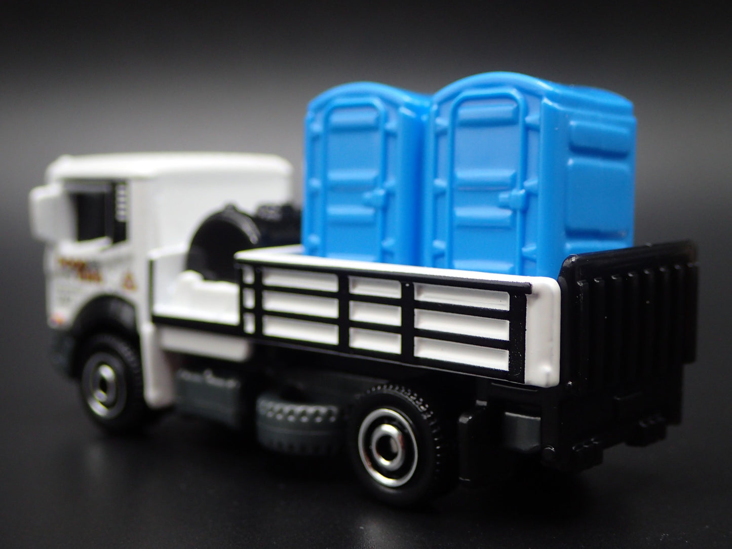 PORT A POTTY TOILET SANITATION TRUCK 1:64 MB SCALE DIORAMA DIECAST MODEL CAR
