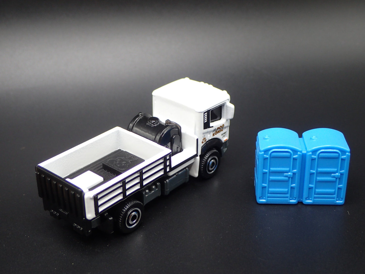 PORT A POTTY TOILET SANITATION TRUCK 1:64 MB SCALE DIORAMA DIECAST MODEL CAR