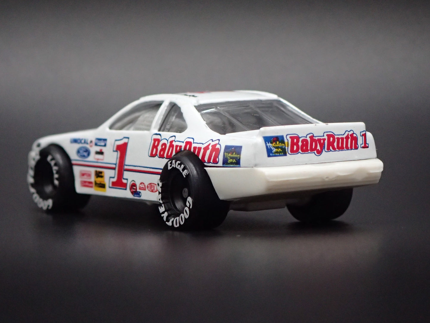 1992 92 FORD THUNDERBIRD 1 JEFF GORDON BABY RUTH NASCAR 1:64 DIECAST MODEL CAR