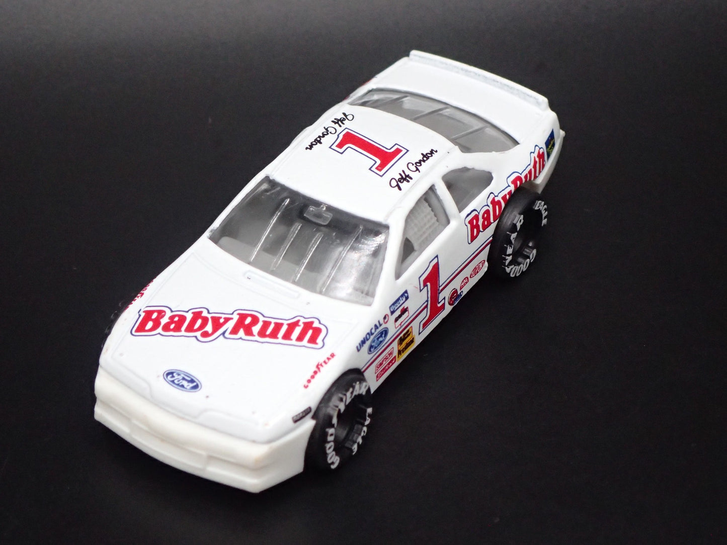 1992 92 FORD THUNDERBIRD 1 JEFF GORDON BABY RUTH NASCAR 1:64 DIECAST MODEL CAR