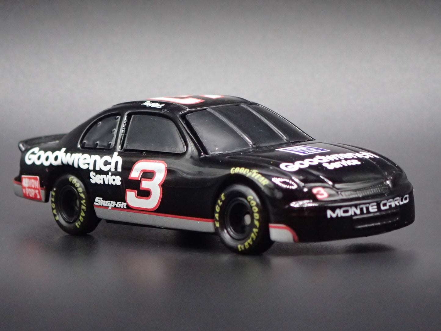 1995 CHEVROLET MONTE CARLO 3 DALE EARNHARDT NASCAR 1:64 SCALE DIECAST MODEL CAR