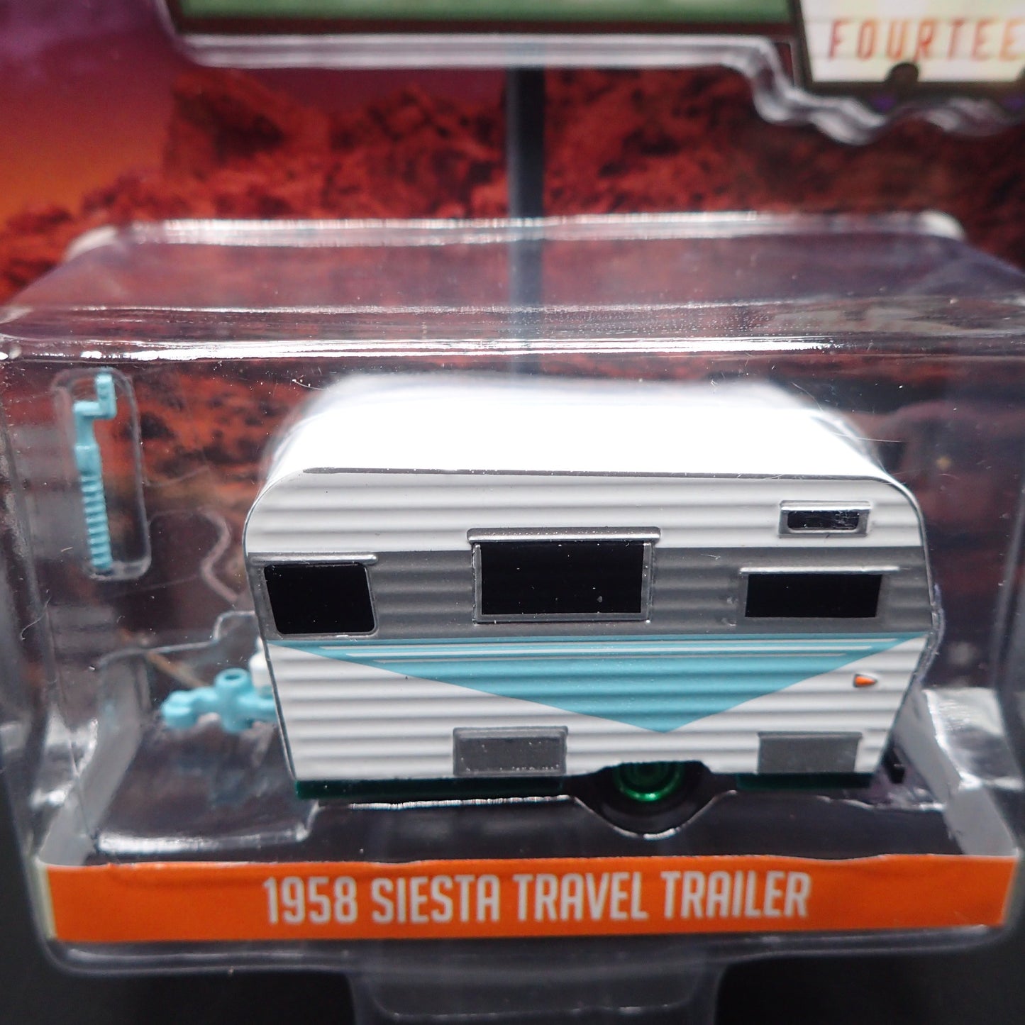 2023 GREENLIGHT HITCHED HOMES 14 1958 SIESTA TRAVEL TRAILER GREEN MACHINE