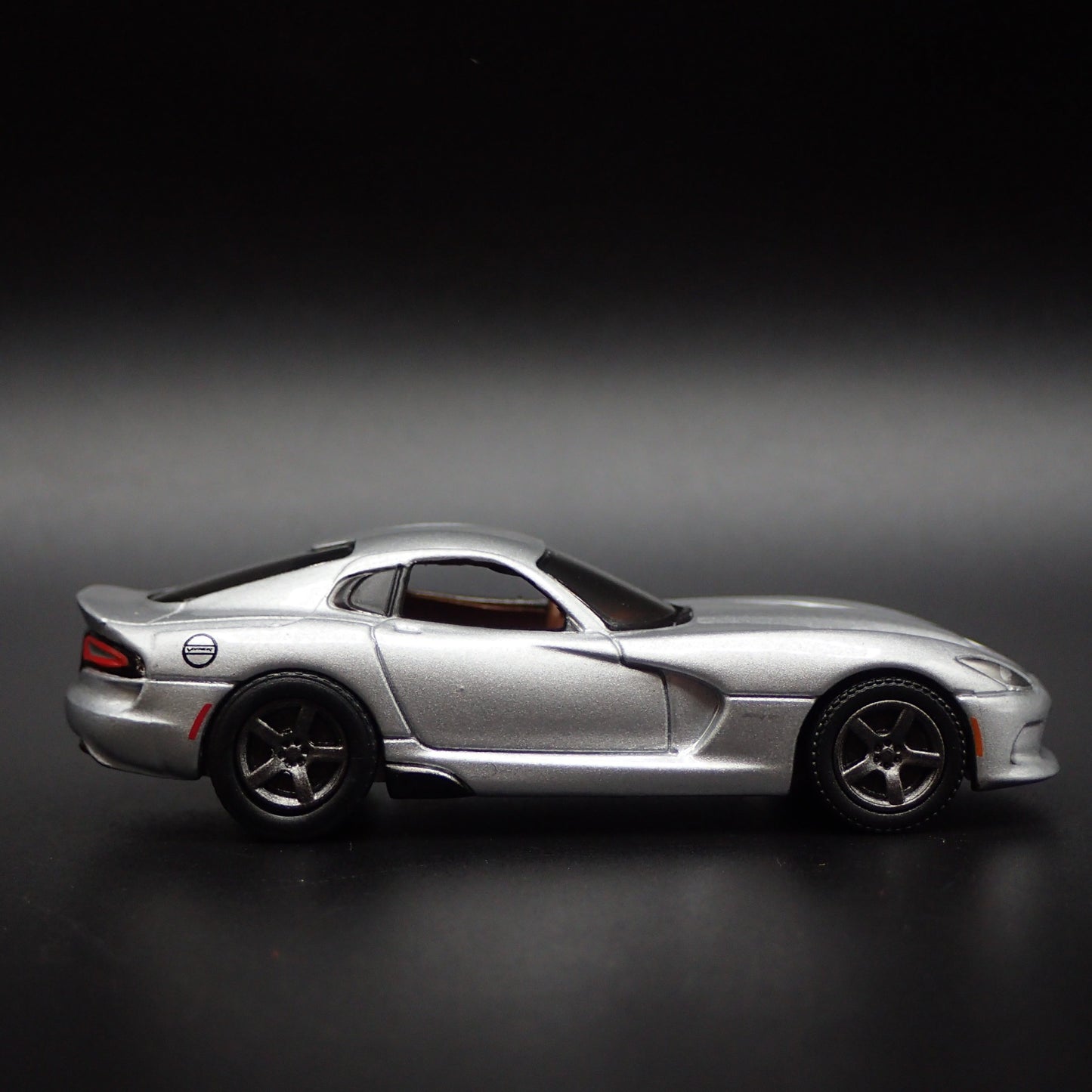 2013-2017 DODGE VIPER SRT SILVER RARE 1/64 SCALE COLLECTIBLE DIECAST MODEL CAR
