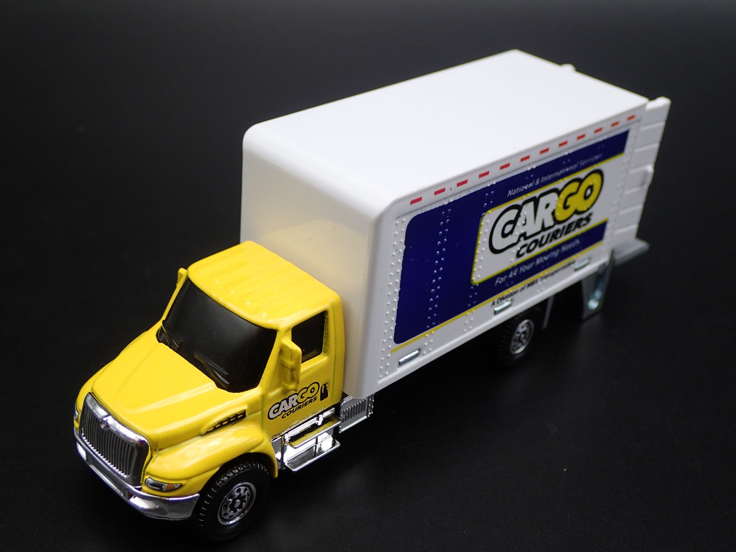 INTERNATIONAL DURASTAR BOX TRUCK w LIFTGATE 1/64 MB SCALE  DIORAMA DIECAST MODEL