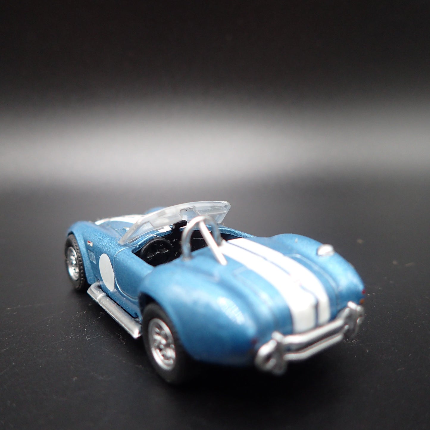 1965 65 SHELBY COBRA 427 S/C  1:64 SCALE COLLECTIBLE DIORAMA DIECAST MODEL CAR