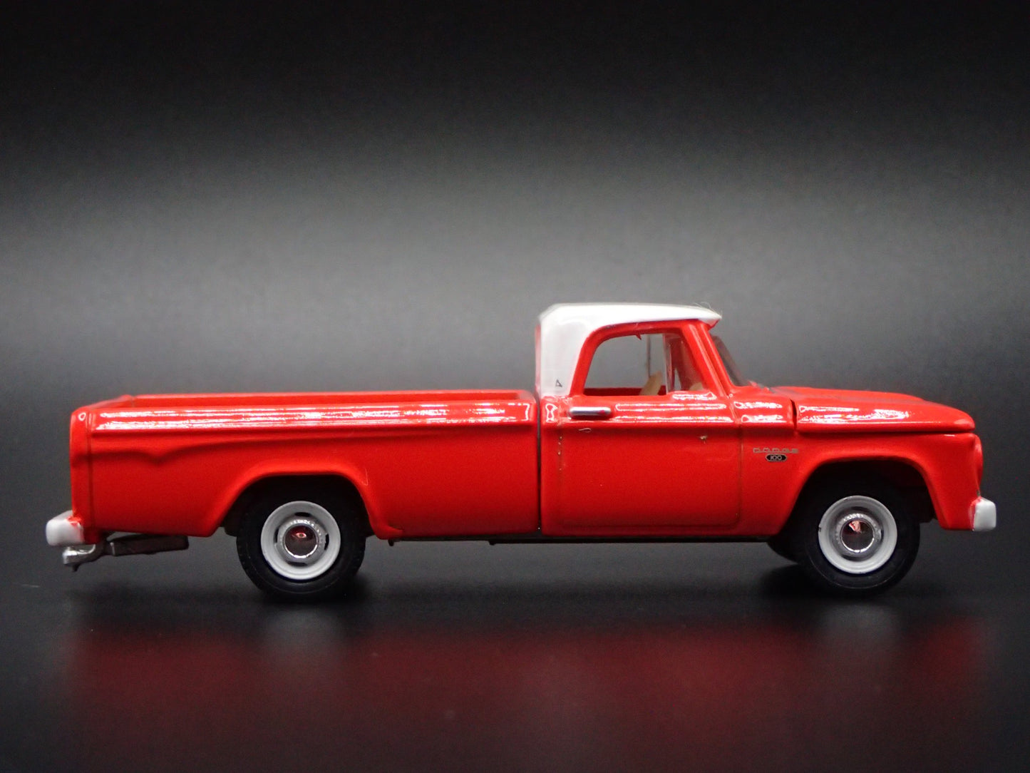 1967 DODGE D100 PICKUP TRUCK W HITCH 1/64 SCALE COLLECTIBLE DIECAST MODEL CAR