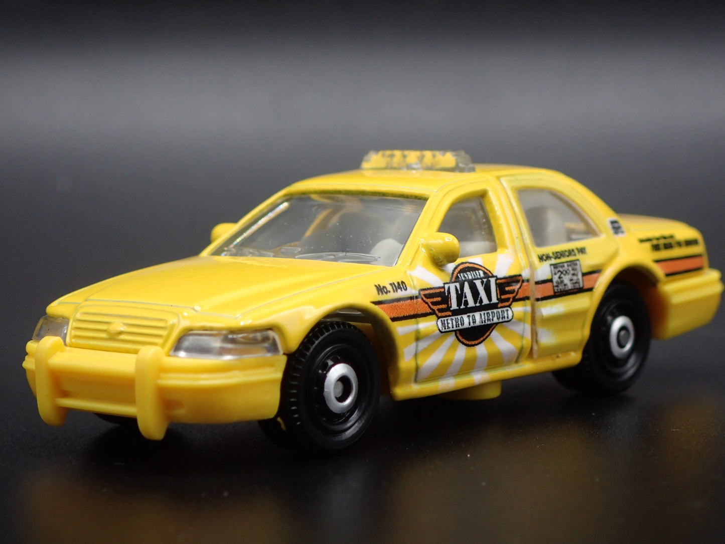 1998-2012 FORD CROWN VICTORIA TAXI CAB YELLOW 1:64 SCALE DIECAST MODEL CAR