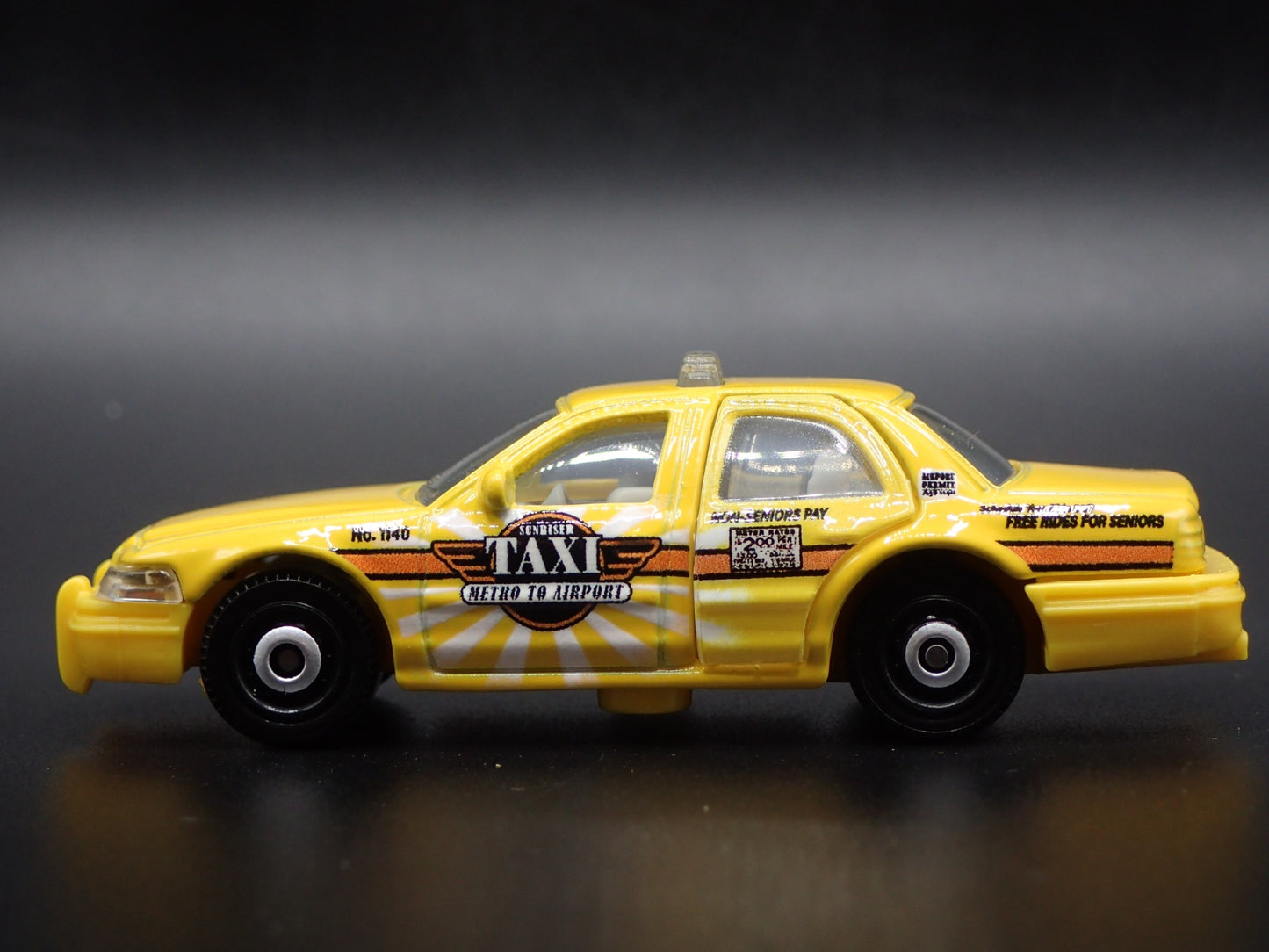 1998-2012 FORD CROWN VICTORIA TAXI CAB YELLOW 1:64 SCALE DIECAST MODEL CAR