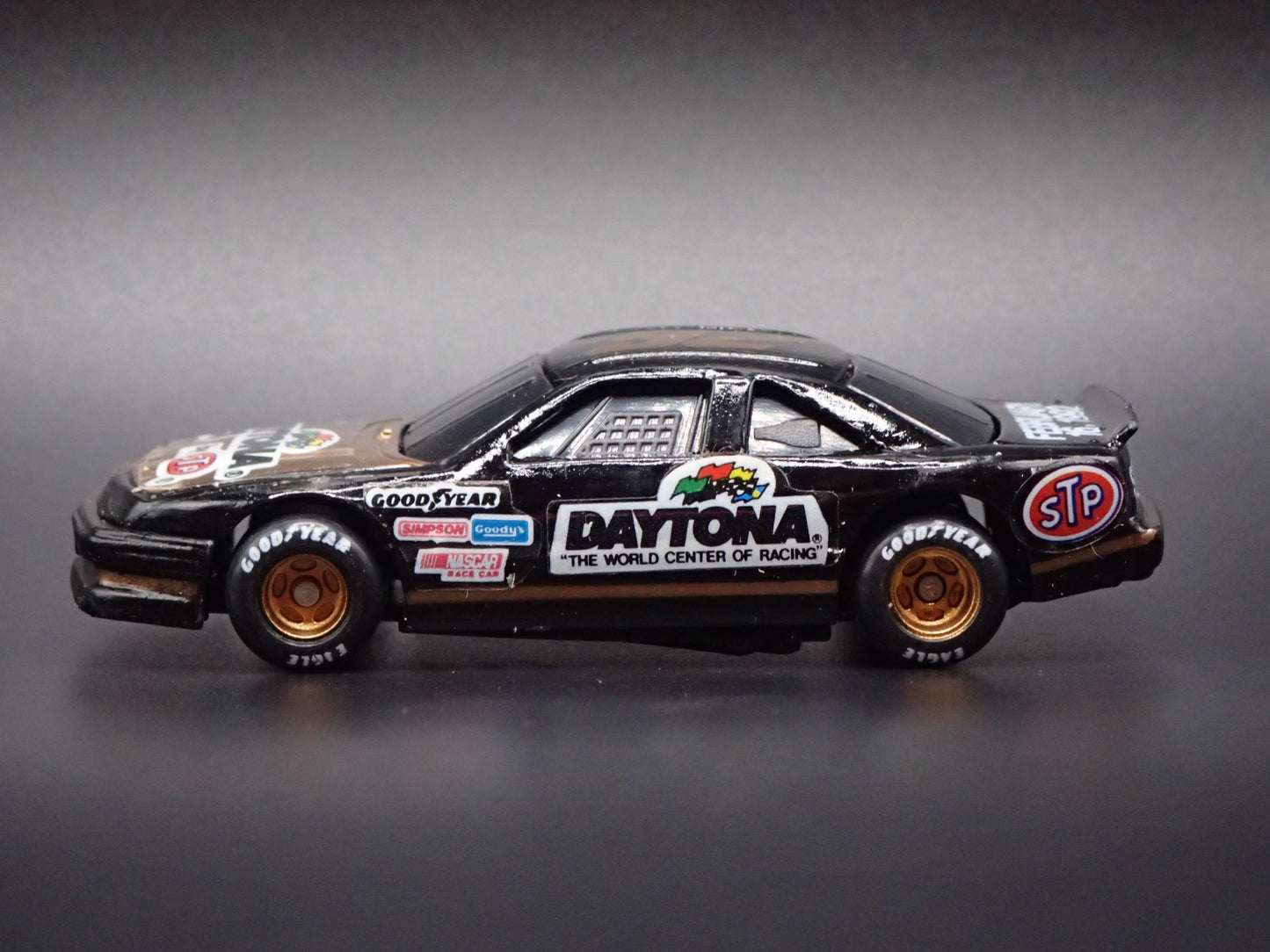 1992 92 PONTIAC GRAND PRIX DAYTONA 500 PACE CAR NASCAR  1:64 DIECAST MODEL CAR