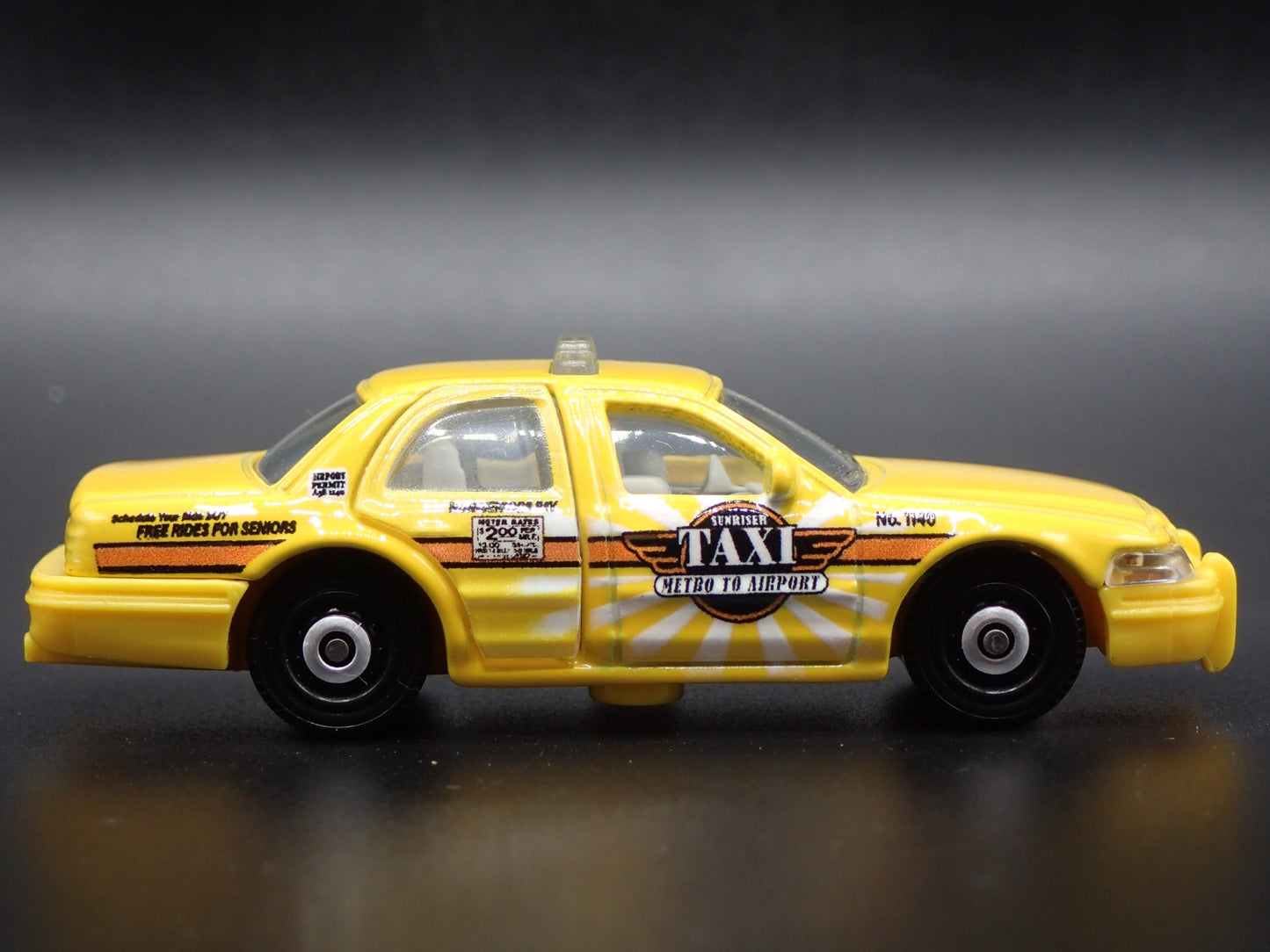 1998-2012 FORD CROWN VICTORIA TAXI CAB YELLOW 1:64 SCALE DIECAST MODEL CAR