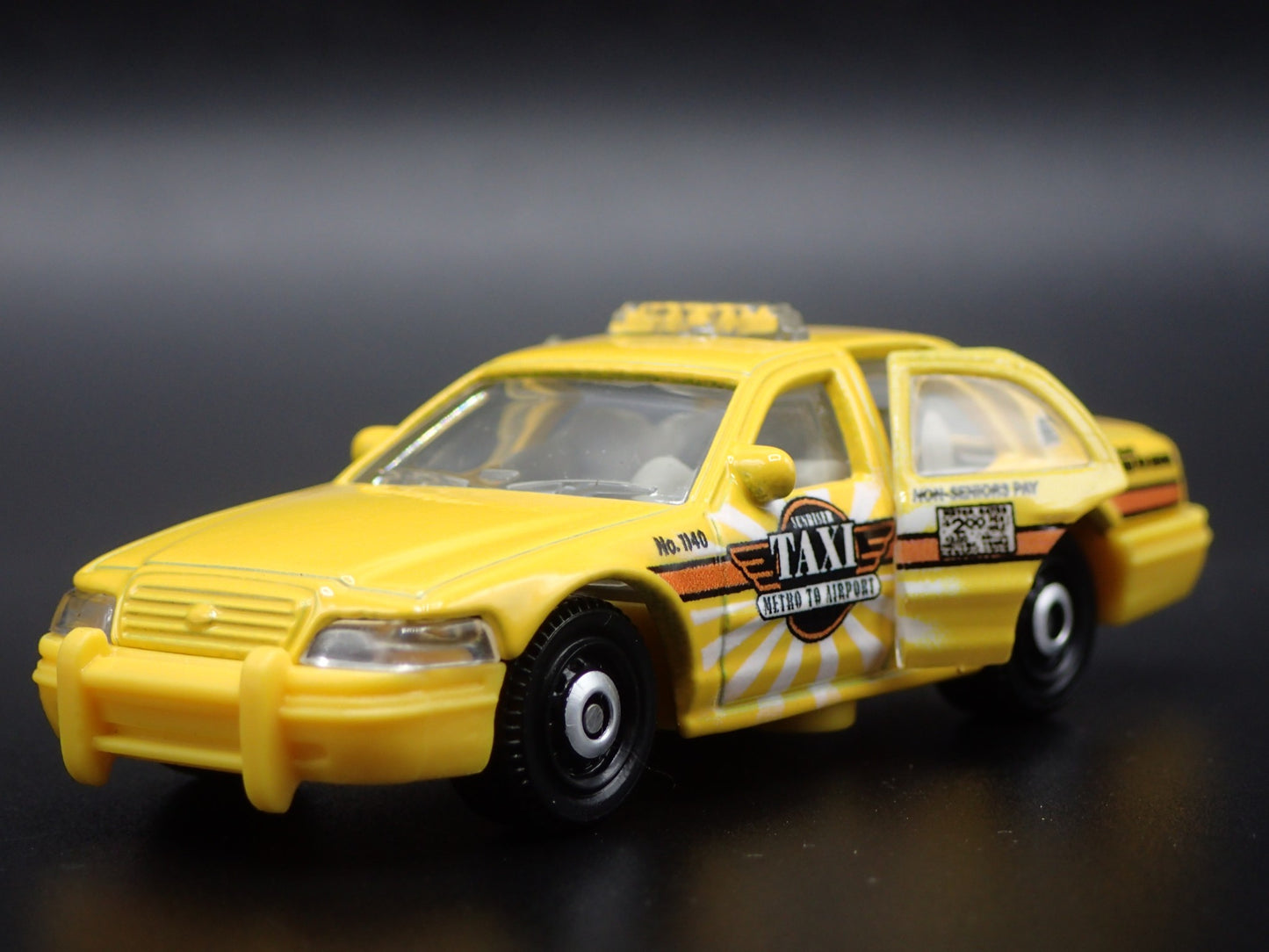 1998-2012 FORD CROWN VICTORIA TAXI CAB YELLOW 1:64 SCALE DIECAST MODEL CAR