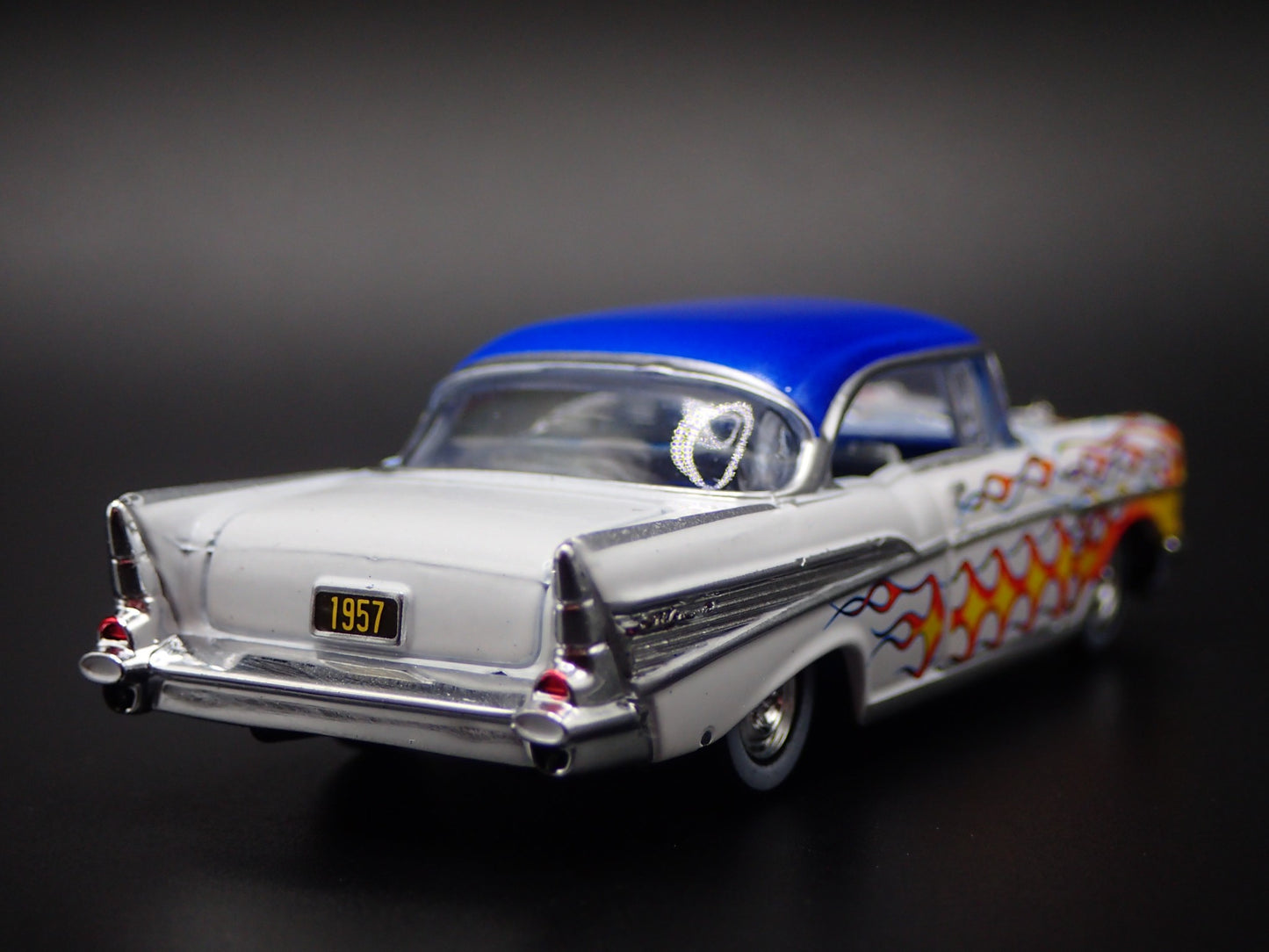 1957 57 CHEVY CHEVROLET BEL AIR WHITE 1:64 SCALE COLLECTIBLE DIECAST MODEL CAR