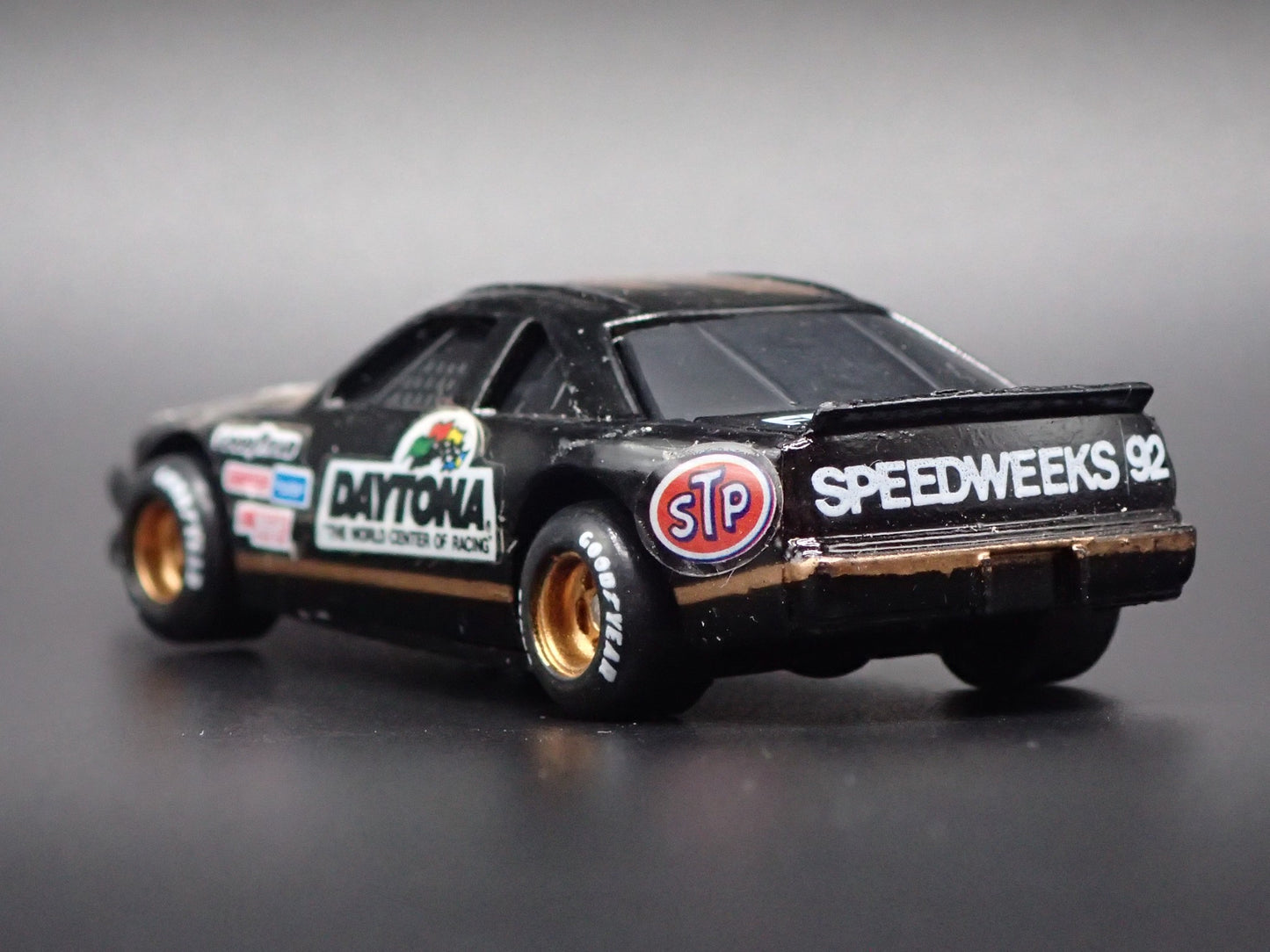 1992 92 PONTIAC GRAND PRIX DAYTONA 500 PACE CAR NASCAR  1:64 DIECAST MODEL CAR