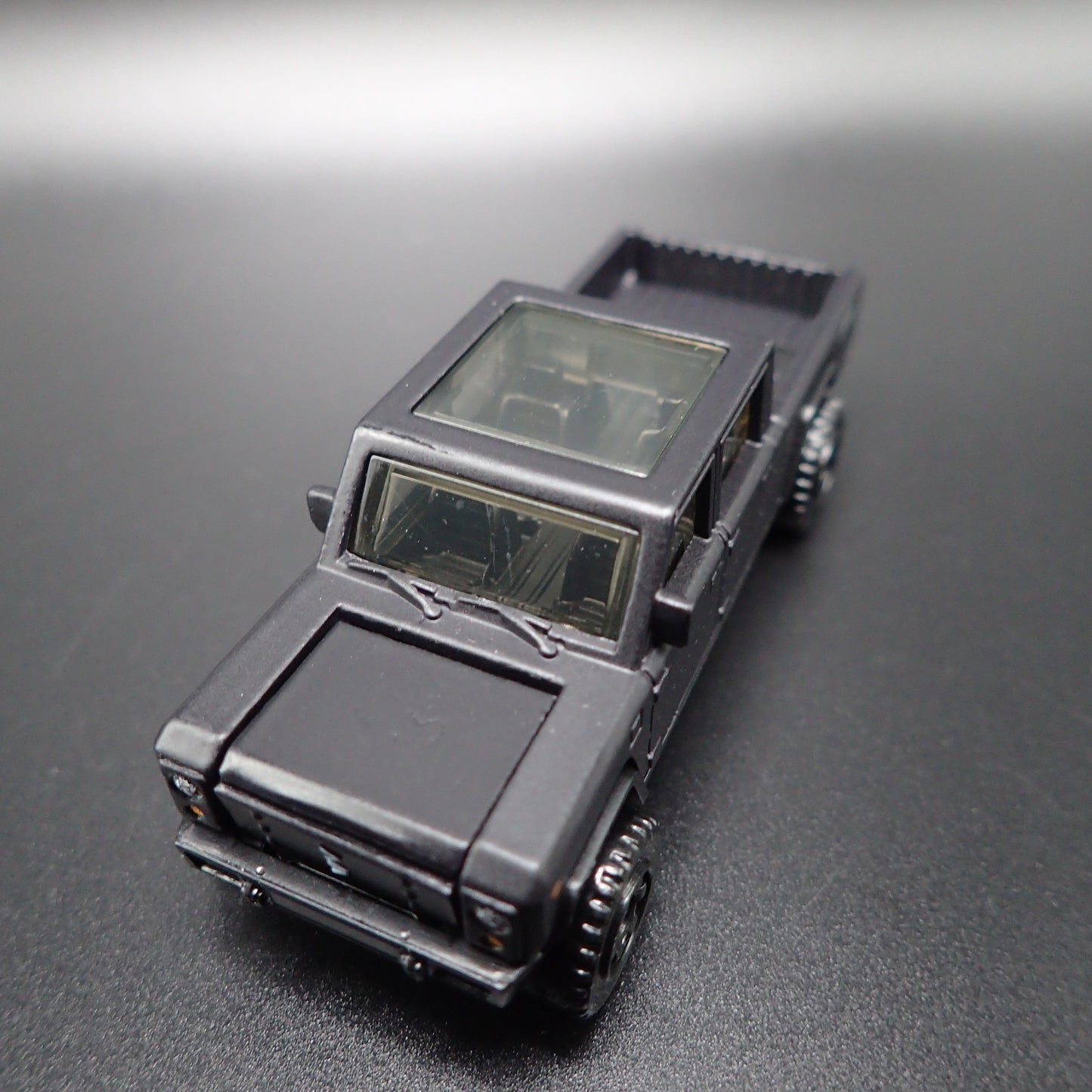 BOLLINGER B2 ELECTRIC TRUCK CONCEPT BLACK 1:64 SCALE DIORAMA DIECAST MODEL CAR