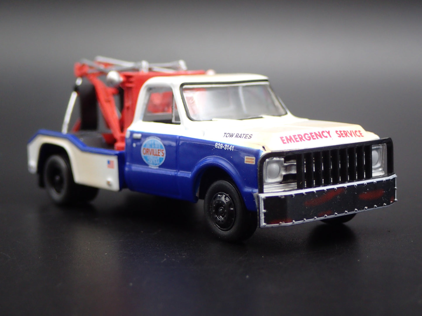 1969 CHEVY CHEVROLET C30 DUALLY WRECKER DUKES OF HAZZARD 1:64 DIECAST MODEL CAR