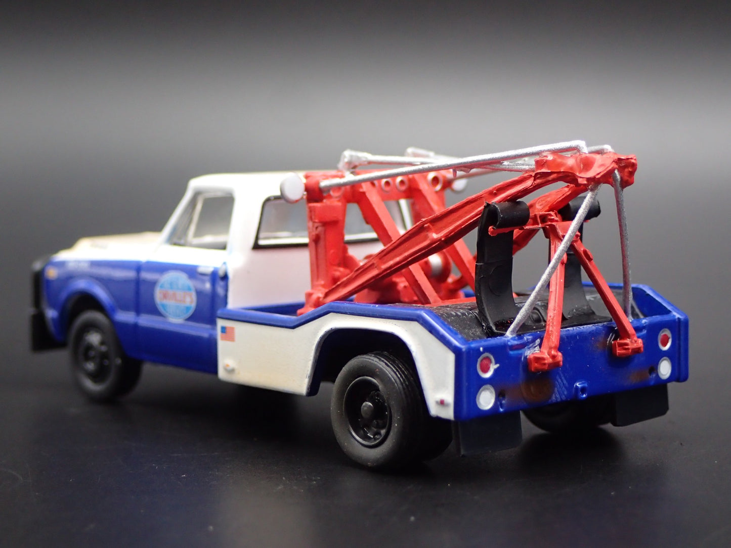 1969 CHEVY CHEVROLET C30 DUALLY WRECKER DUKES OF HAZZARD 1:64 DIECAST MODEL CAR
