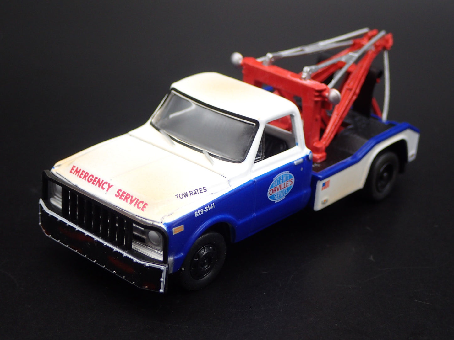 1969 CHEVY CHEVROLET C30 DUALLY WRECKER DUKES OF HAZZARD 1:64 DIECAST MODEL CAR