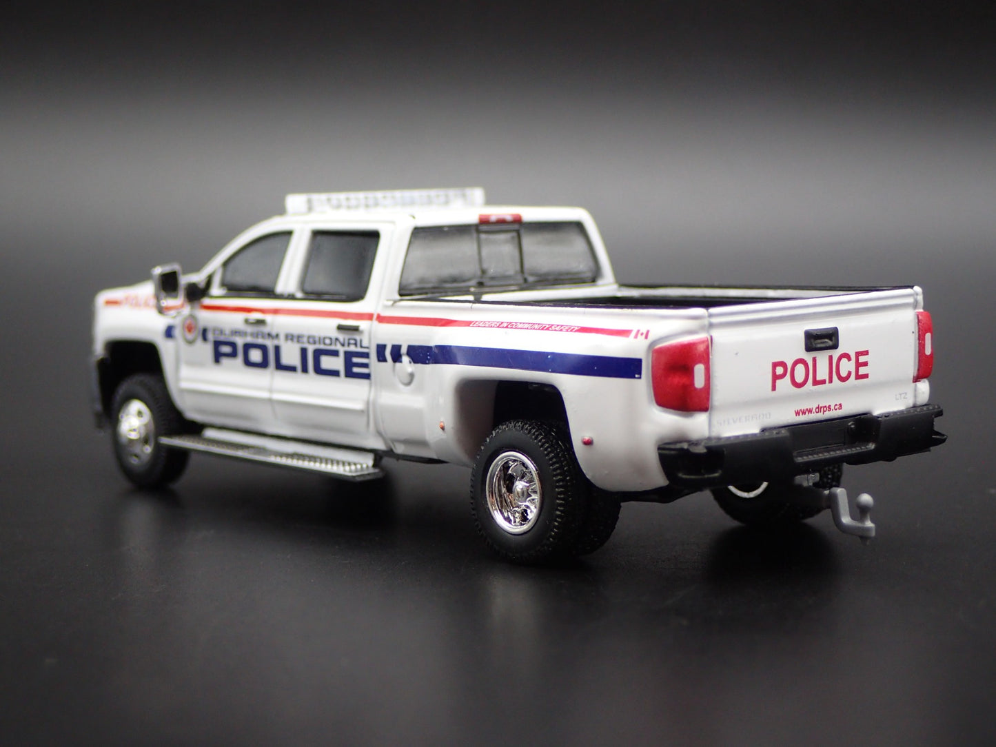 2018 CHEVY SILVERADO 3500HD DUALLY TORONTO POLICE 1:64 SCALE DIECAST MODEL CAR