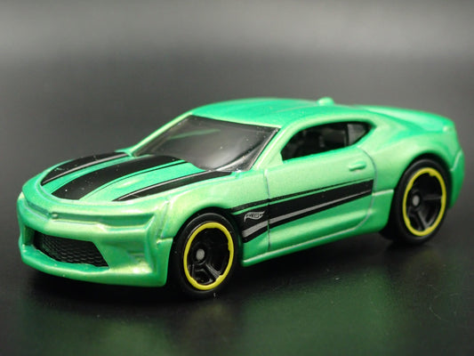 2016-2024 CHEVY CHEVROLET CAMARO SS GREEN 1:64 SCALE DIORAMA DIECAST MODEL CAR
