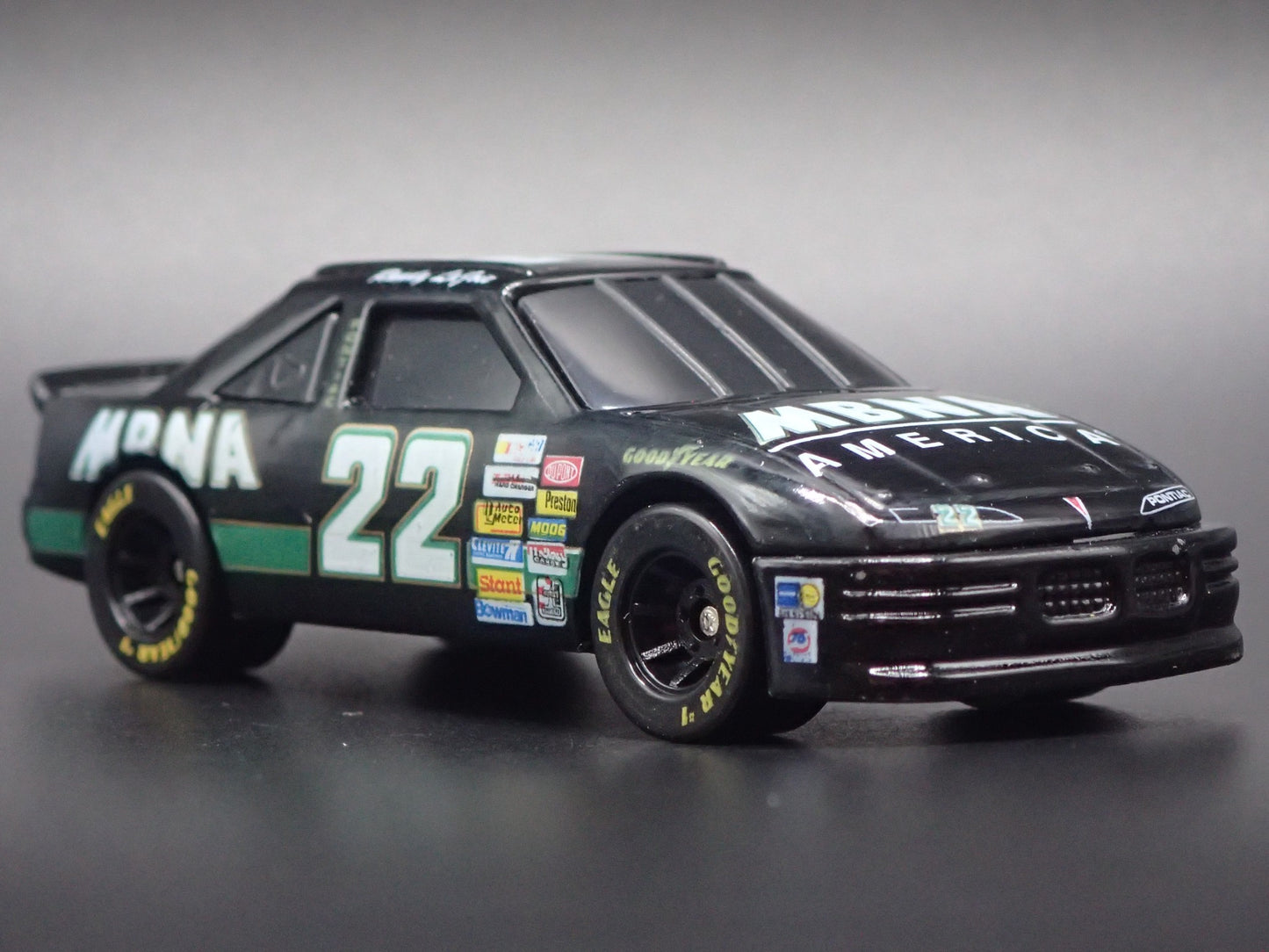 1995 95 PONTIAC GRAND PRIX 22 RANDY LAJOIE NASCAR 1:64 SCALE DIECAST MODEL CAR