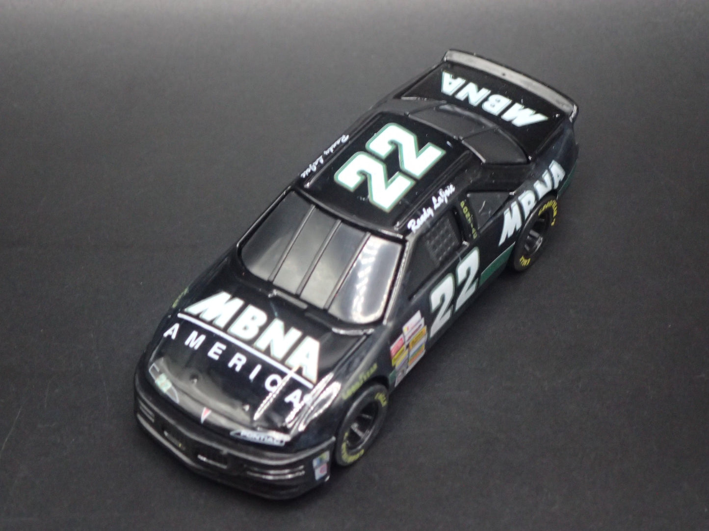 1995 95 PONTIAC GRAND PRIX 22 RANDY LAJOIE NASCAR 1:64 SCALE DIECAST MODEL CAR