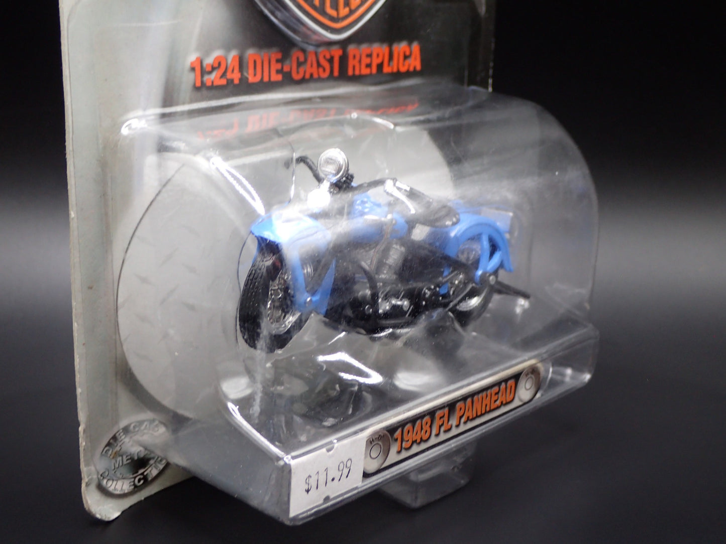 1948 48 FL PANHEAD HARLEY DAVIDSON MOTORCYCLE H-D 1:24 DIECAST MOTORCYCLE MODEL