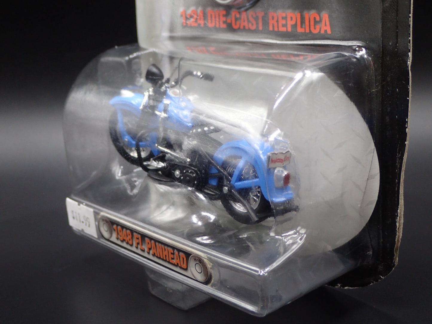 1948 48 FL PANHEAD HARLEY DAVIDSON MOTORCYCLE H-D 1:24 DIECAST MOTORCYCLE MODEL