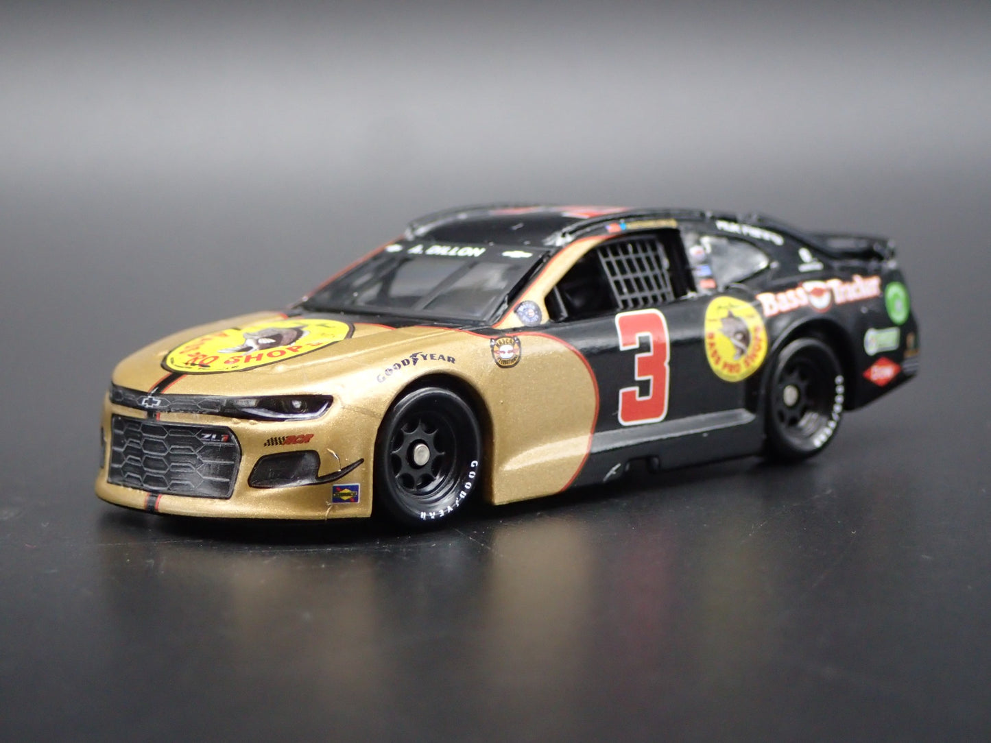 2021 21 CHEVY CAMARO ZL1 3 AUSTIN DILLON BASS PRO NASCAR 1:64 DIECAST MODEL CAR