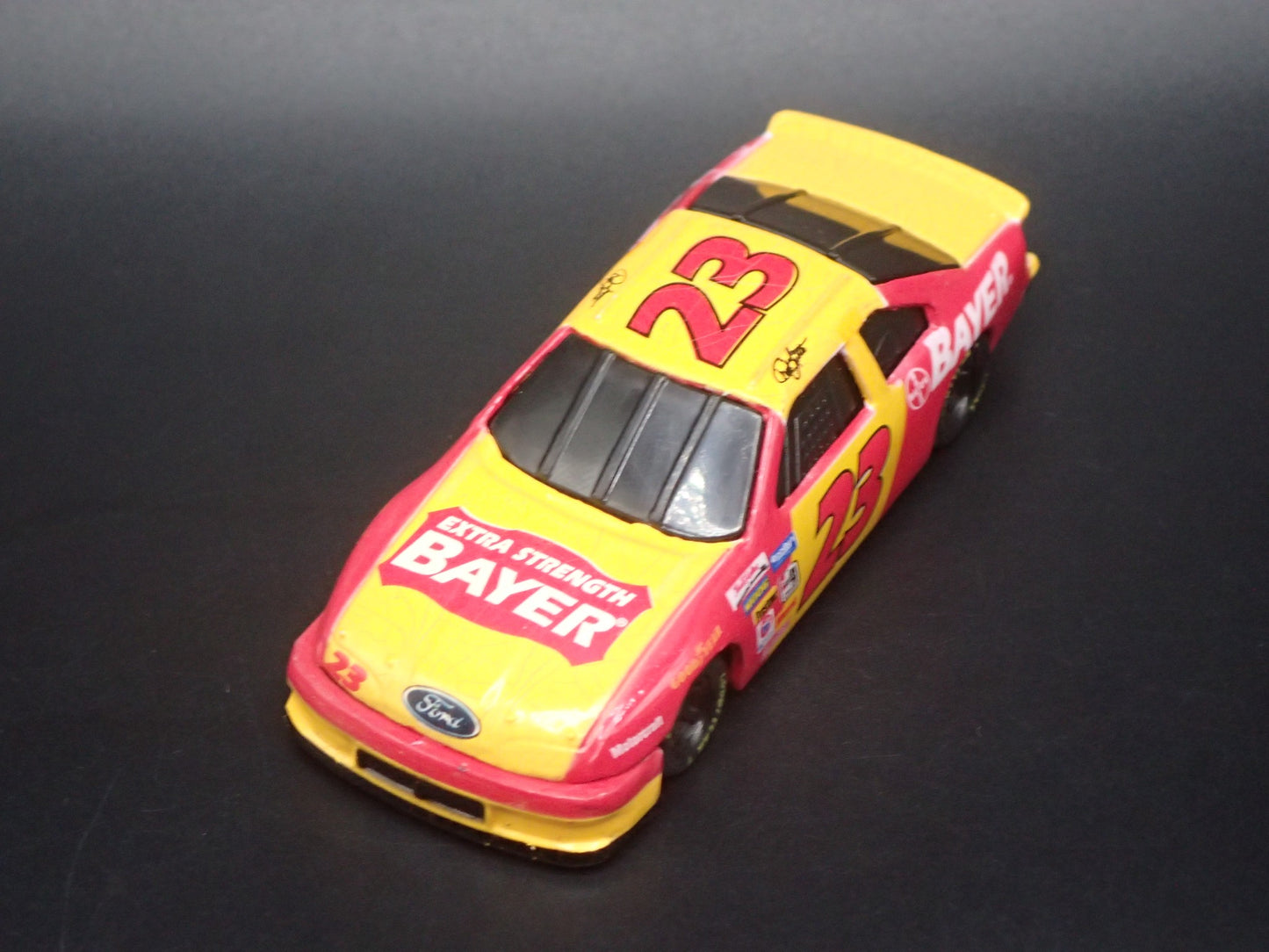 1995 95 FORD THUNDERBIRD 23 CHAD LITTLE NASCAR 1:64 SCALE DIECAST MODEL CAR