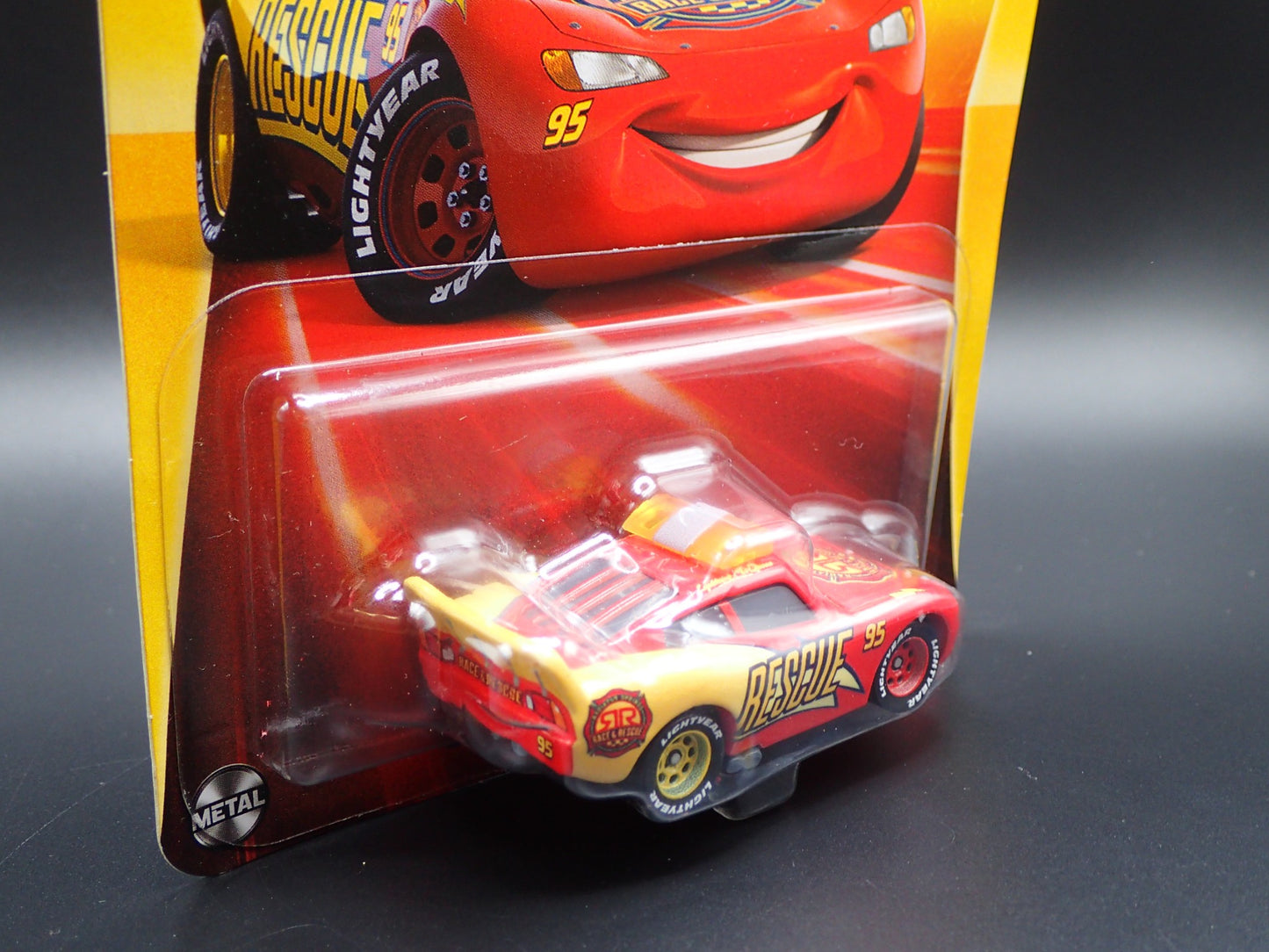2025 DISNEY PIXAR CARS LIGHTNING MCQUEEN RADIATOR SPRINGS RACE & RESCUE MATTEL