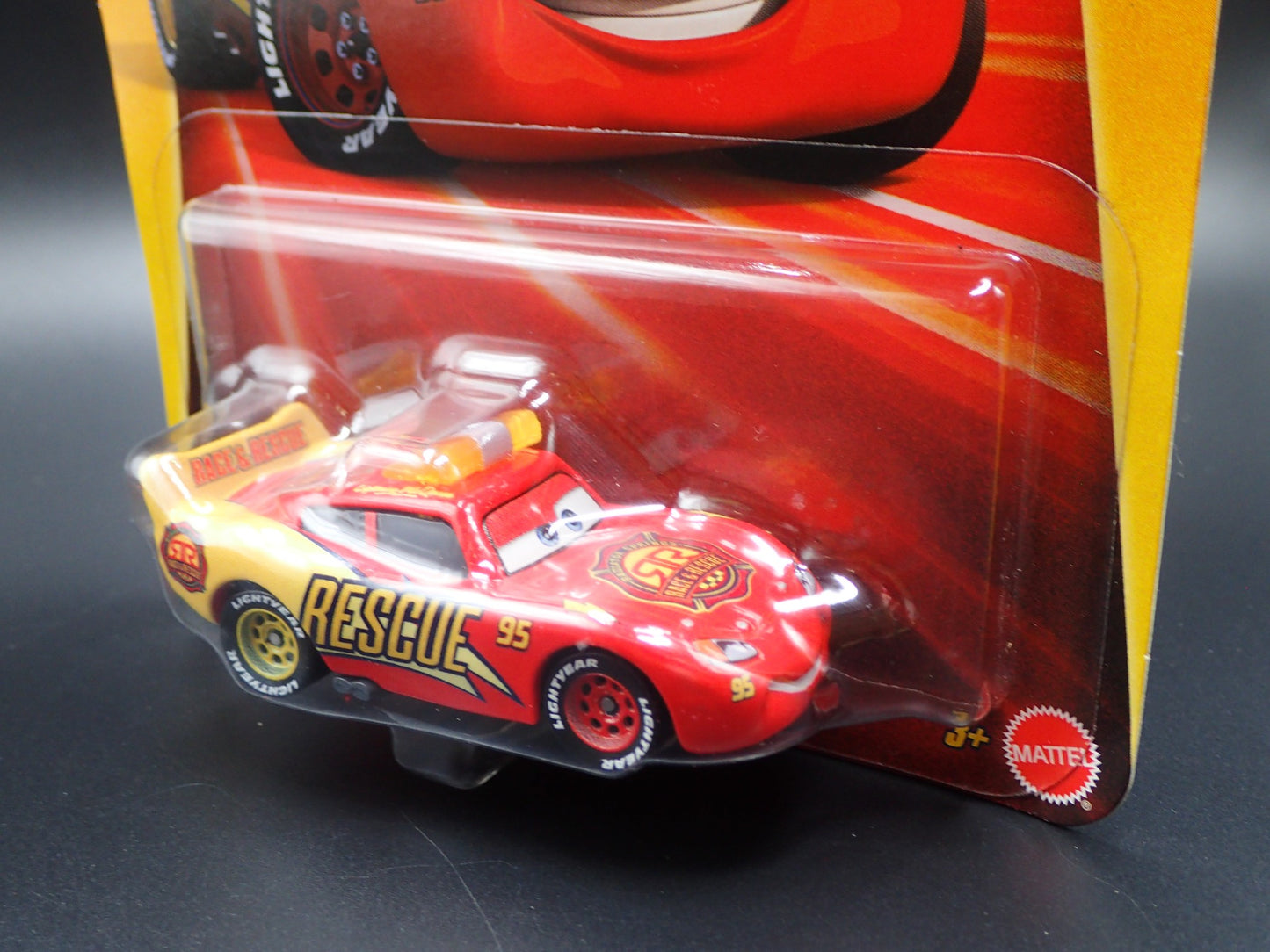 2025 DISNEY PIXAR CARS LIGHTNING MCQUEEN RADIATOR SPRINGS RACE & RESCUE MATTEL