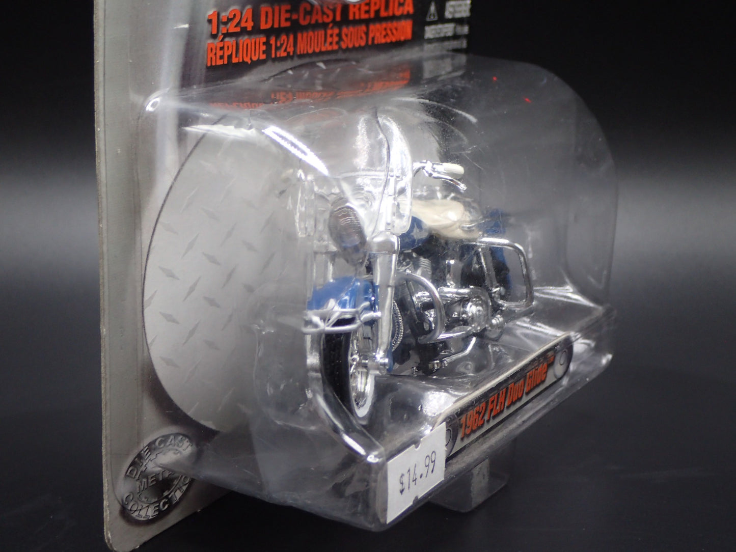 1962 62 FLH DUO GLIDE HARLEY DAVIDSON MOTORCYCLE MAISTO 1:24 DIECAST MODEL BIKE