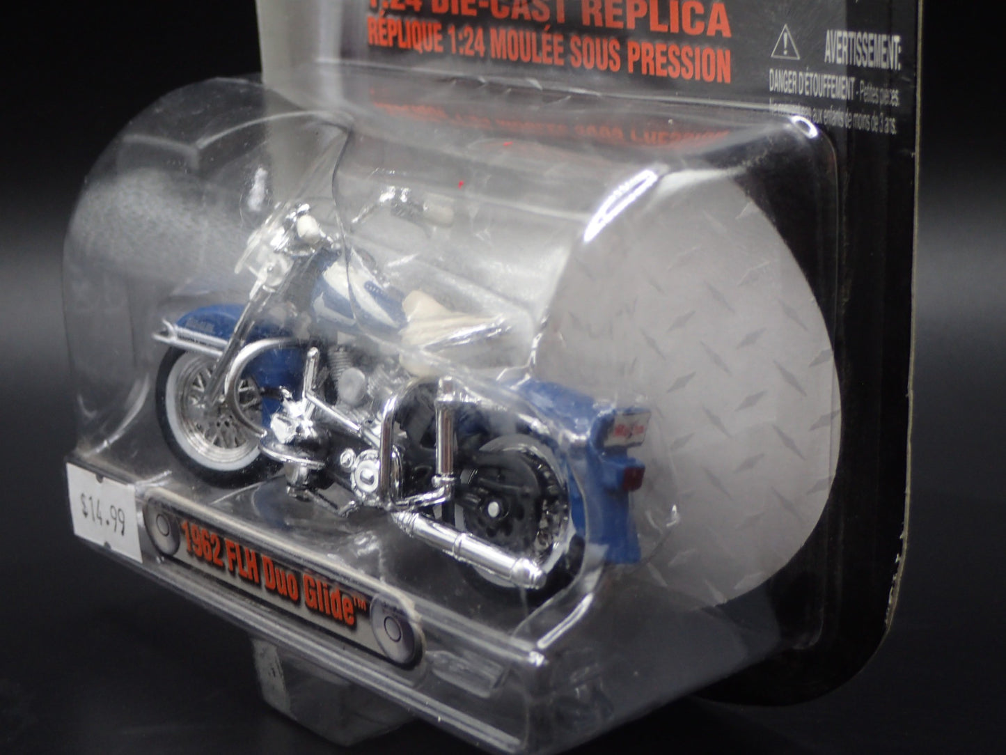 1962 62 FLH DUO GLIDE HARLEY DAVIDSON MOTORCYCLE MAISTO 1:24 DIECAST MODEL BIKE