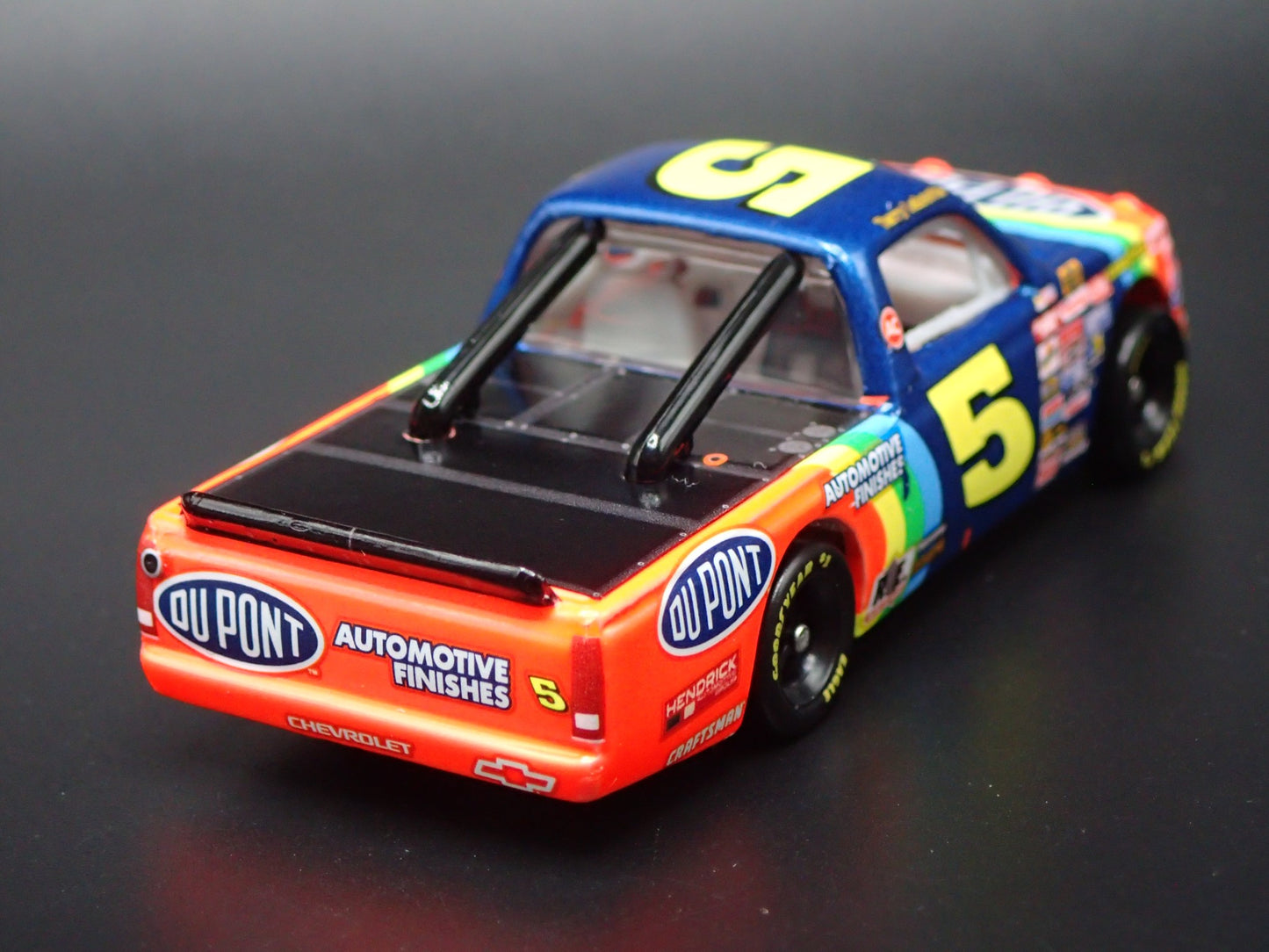 1995 CHEVY SILVERADO #5 TERRY LABONTE DUPONT WIN NASCAR TRUCK 1:64 DIECAST CAR